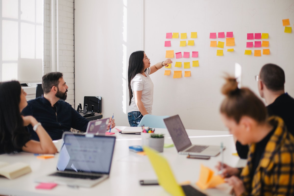 Consultoría tecnológica y soluciones empresariales