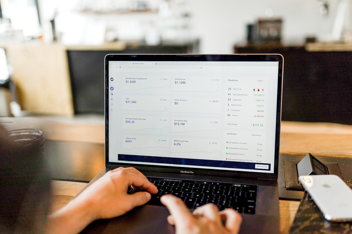 Sistemas CRM ERP e inventarios